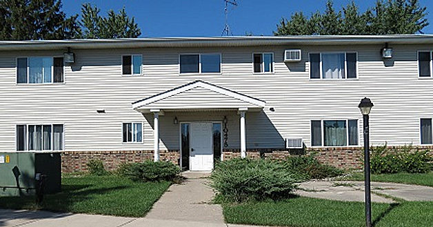 Gilmanor Apartments, Gilman