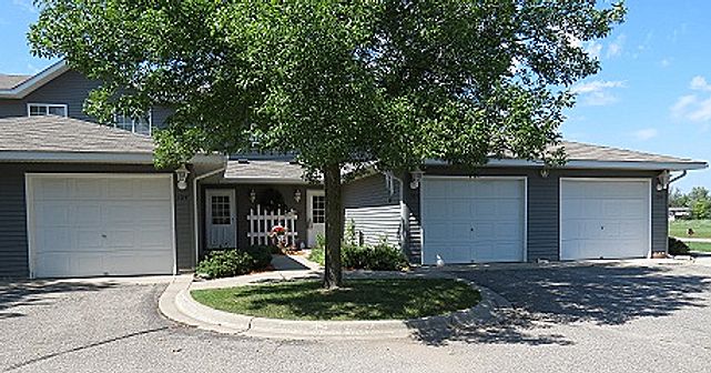 Ridgeview Court Townhomes, Paynesville