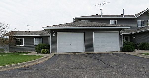 West Birch Townhomes, Princeton